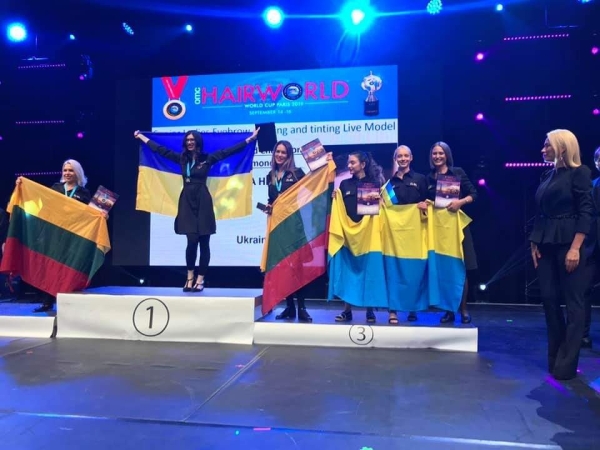 1576_fb_img_1568581028508